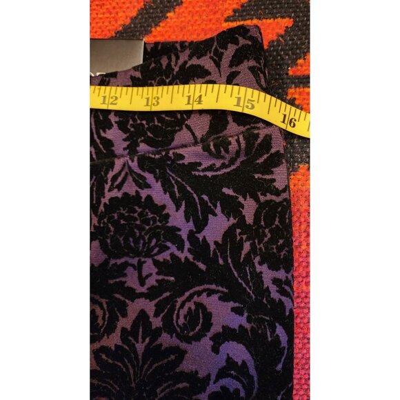 NEW Roz & Ali Purple & Black Velvet Damask Print Leggings M - Picture 4 of 13